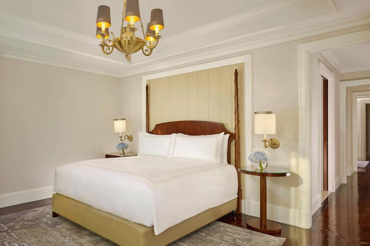 Отель The Ritz-Carlton, Гуанчжоу Экстерьер фото