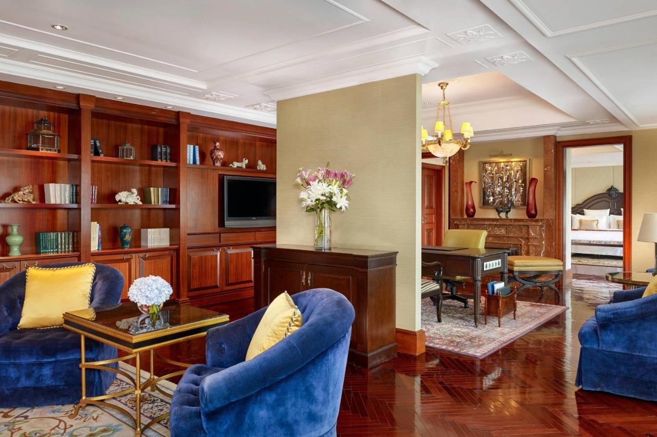 Отель The Ritz-Carlton, Гуанчжоу Экстерьер фото