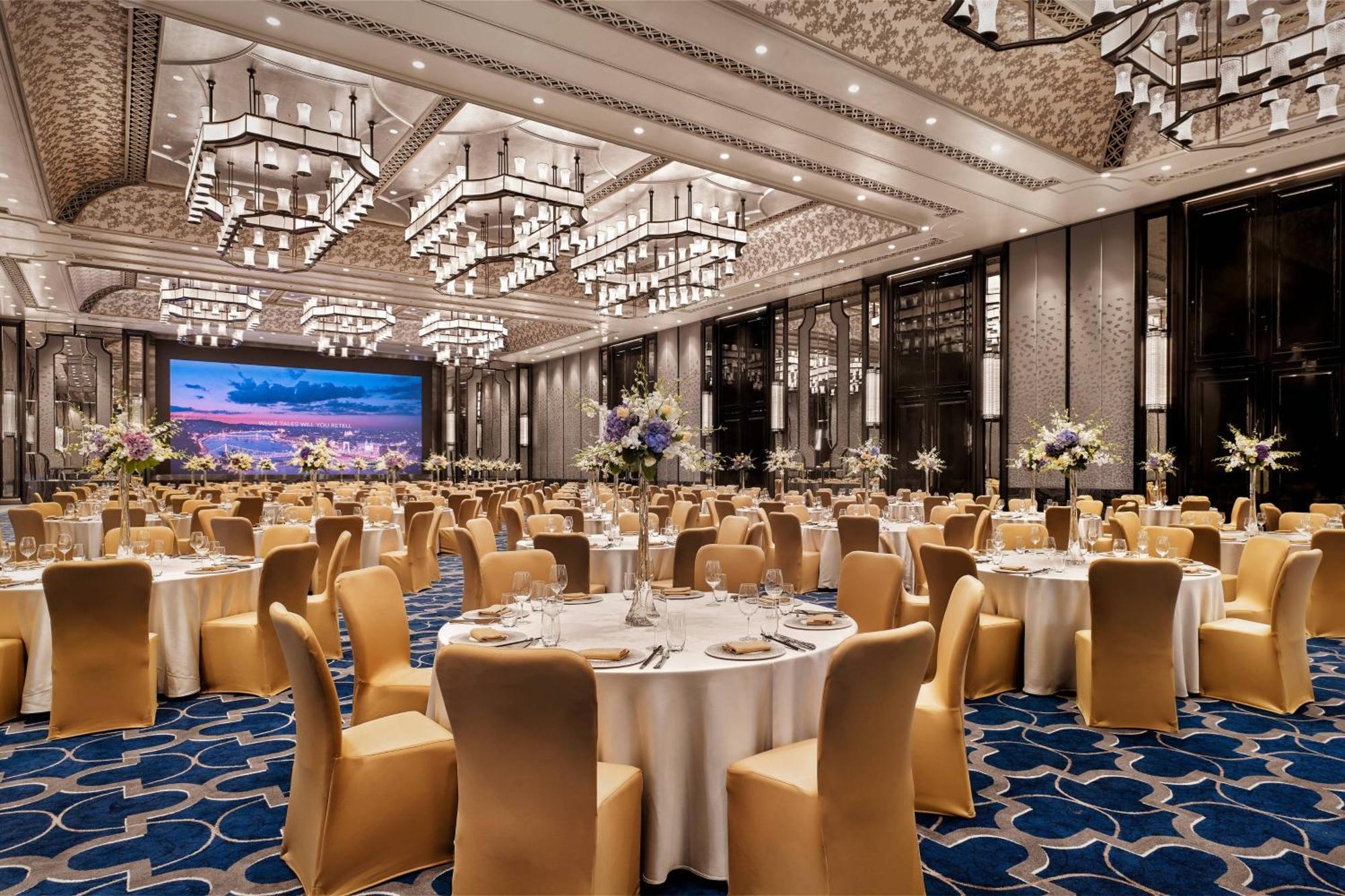 Отель The Ritz-Carlton, Гуанчжоу Экстерьер фото