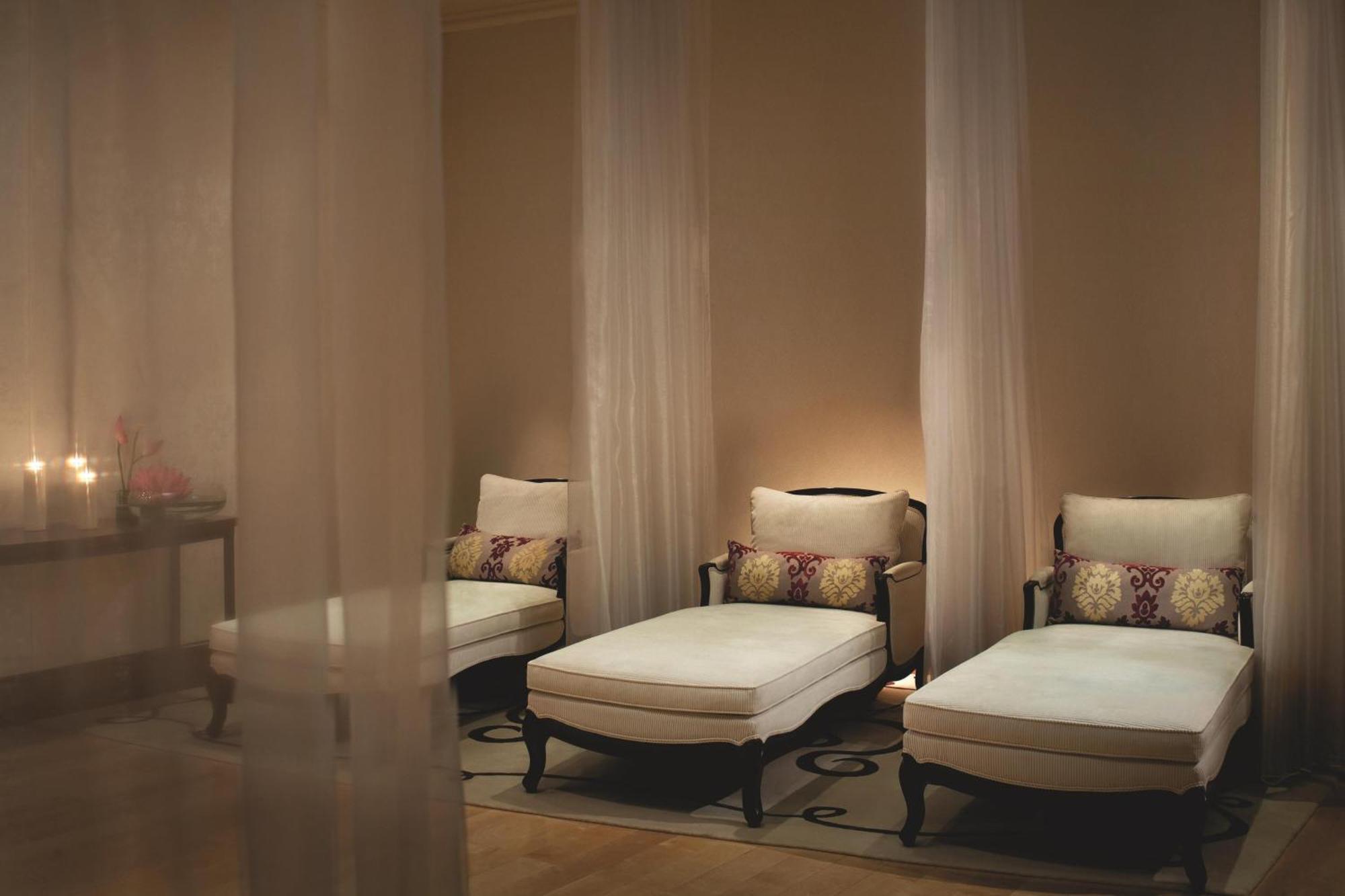 Отель The Ritz-Carlton, Гуанчжоу Экстерьер фото